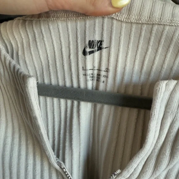 NIKE Chill Ribbed Slim Full Zip Cardigan Women’s Bone White Zip Up Jacket Sz S - Picture 5 of 7